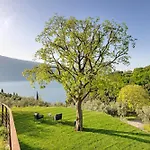 Ca' Scai Agrifugium Olivia Lägenhet Tignale